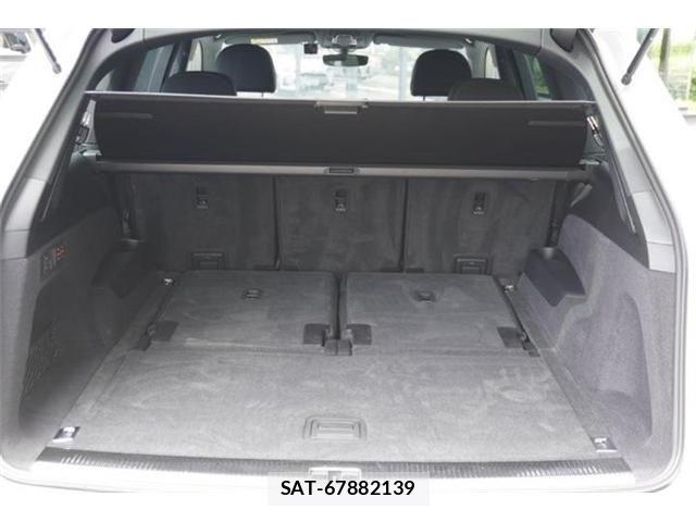 Audi Q7 2023-09 7249855-18