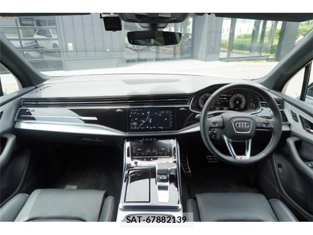 Audi Q7 2023-09 7249855-1