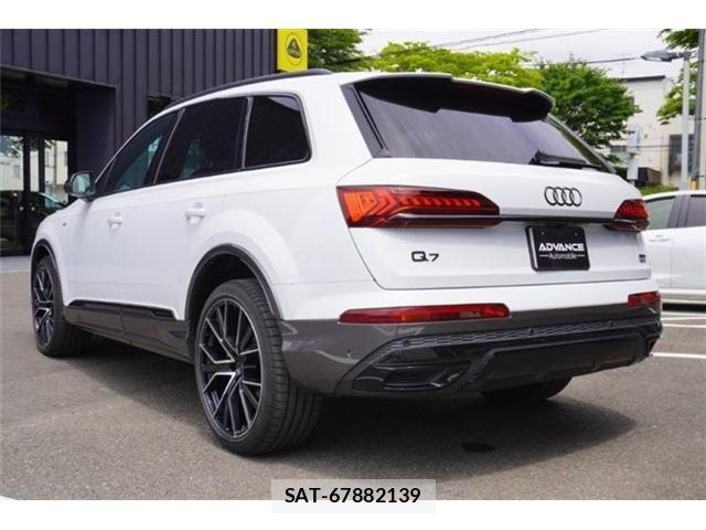 Audi Q7 2023-09 7249855-2