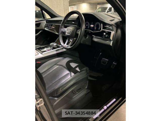 Audi Q7 2023-02 7249851-13