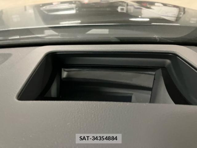 Audi Q7 2023-02 7249851-15