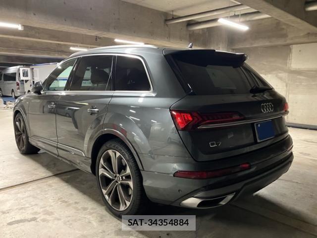 Audi Q7 2023-02 7249851-1