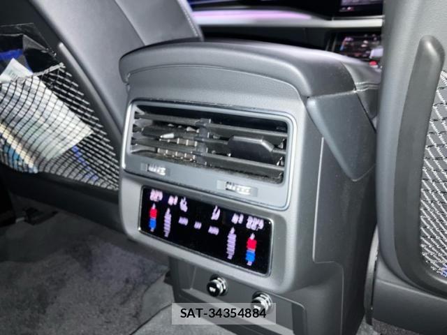 Audi Q7 2023-02 7249851-28