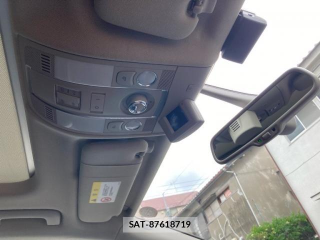 Audi Q7 2011-06 7249854-17