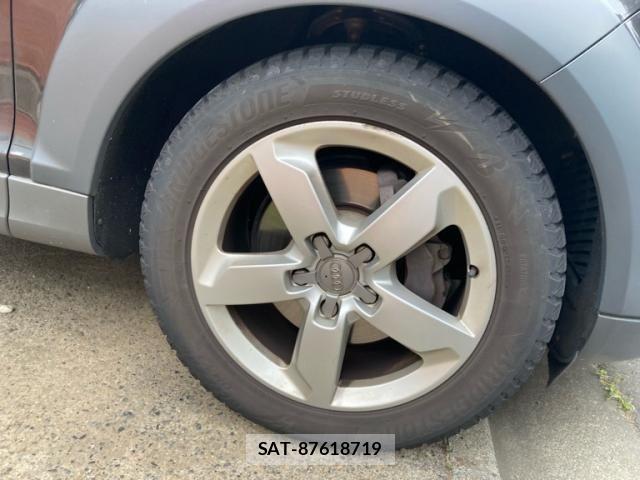 Audi Q7 2011-06 7249854-25