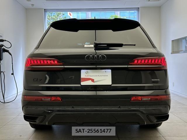 Audi Q7 2024-11 7356905-16