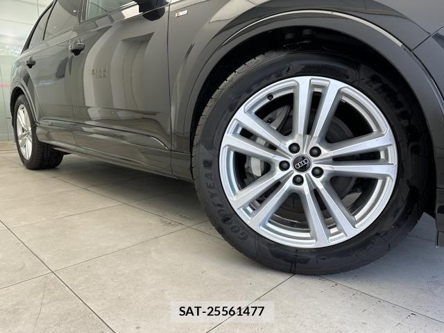 Audi Q7 2024-11 7356905-17