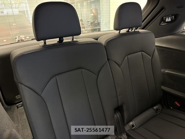 Audi Q7 2024-11 7356905-5