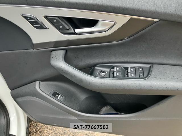 Audi Q7 2016-04 7615098-17