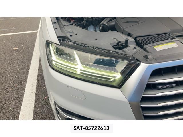 Audi Q7 2017-07 7720997-5