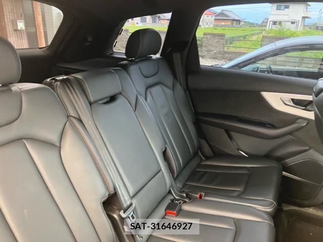 Audi Q7 2021-01 7720996-11