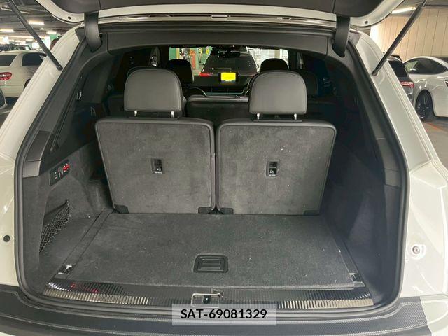 Audi Q7 2017-08 7875370-10