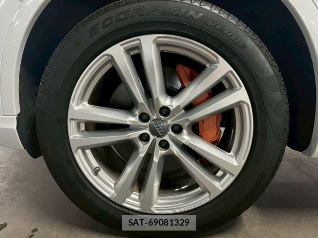 Audi Q7 2017-08 7875370-23
