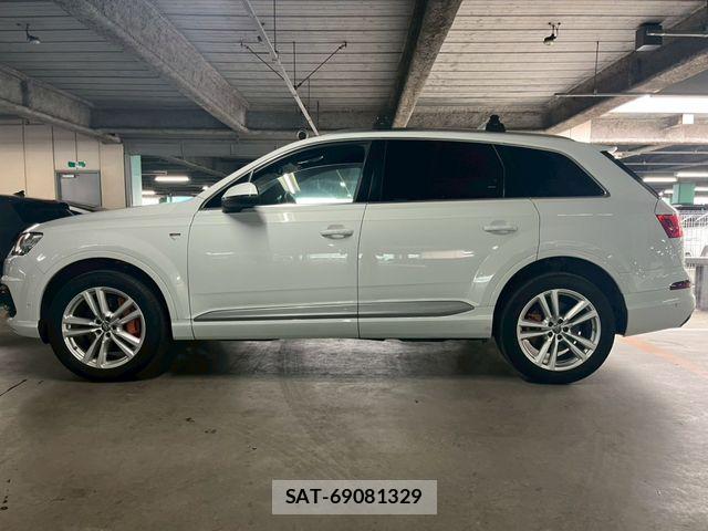 Audi Q7 2017-08 7875370-7
