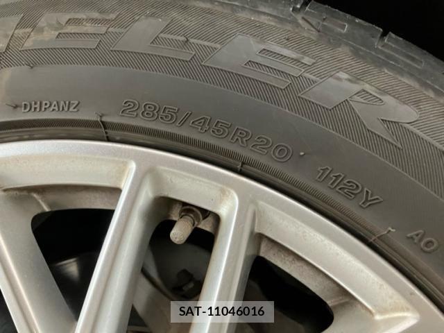 Audi Q7 2017-08 7875367-9