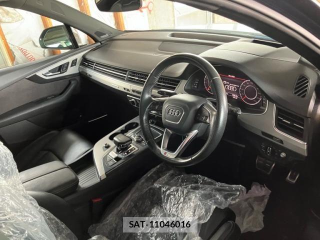 Audi Q7 2017-08 7875367-11