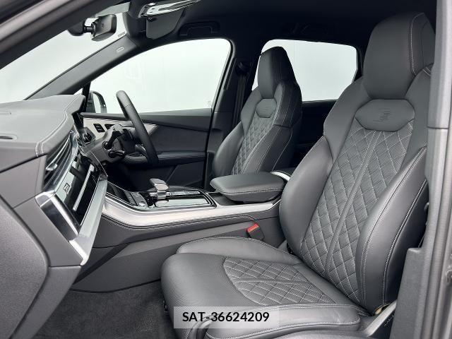 Audi Q7 2024-12 7902277-12
