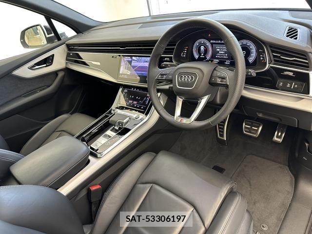 Audi Q7 2024-05 8034478-1