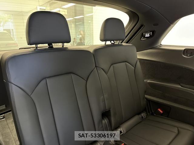 Audi Q7 2024-05 8034478-5