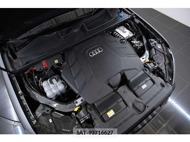 Audi Q7 2023-10 8072921-10