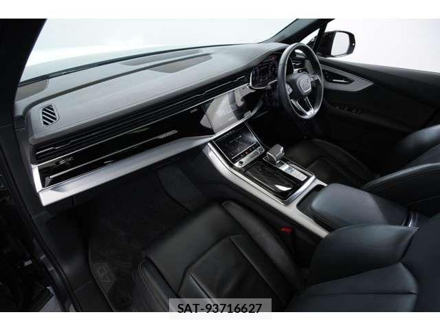 Audi Q7 2023-10 8072921-11