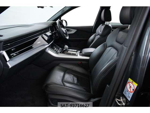 Audi Q7 2023-10 8072921-12