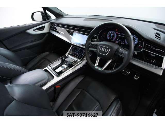 Audi Q7 2023-10 8072921-15
