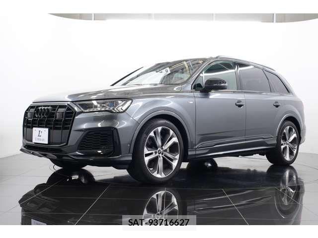 Audi Q7 2023-10 8072921-1