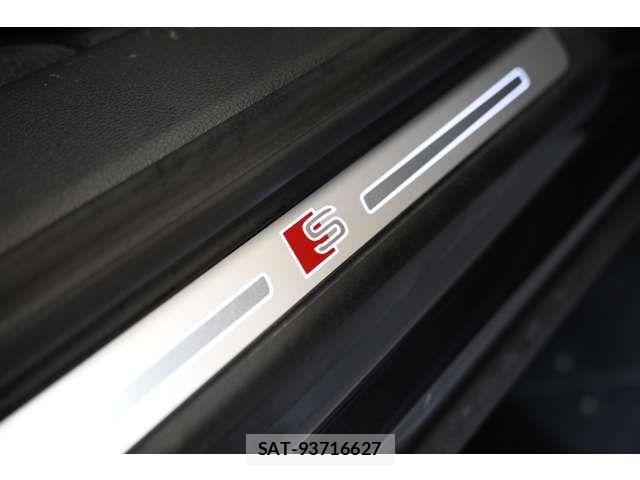 Audi Q7 2023-10 8072921-2