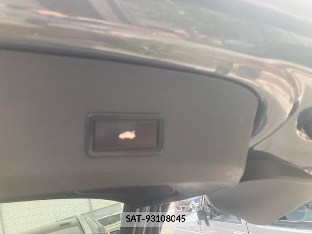 Audi Q7 2012-03 8098076-11