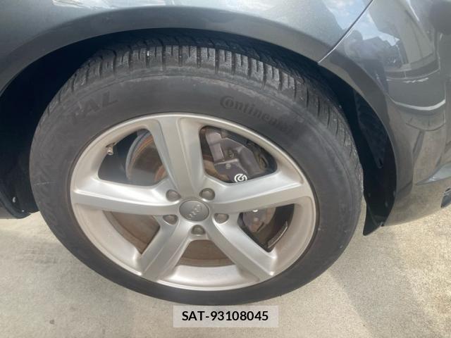 Audi Q7 2012-03 8098076-5
