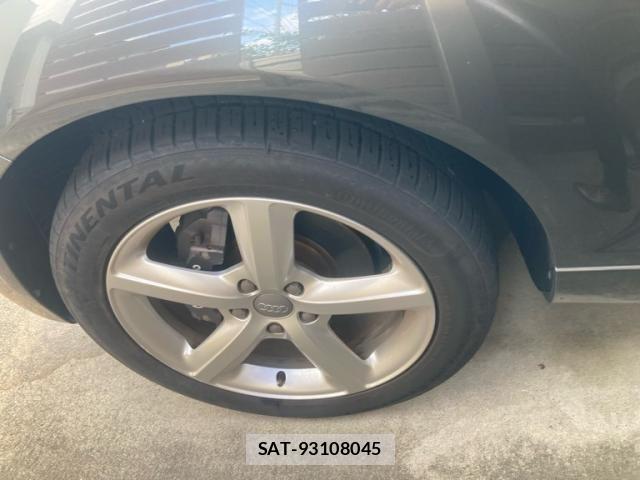 Audi Q7 2012-03 8098076-8