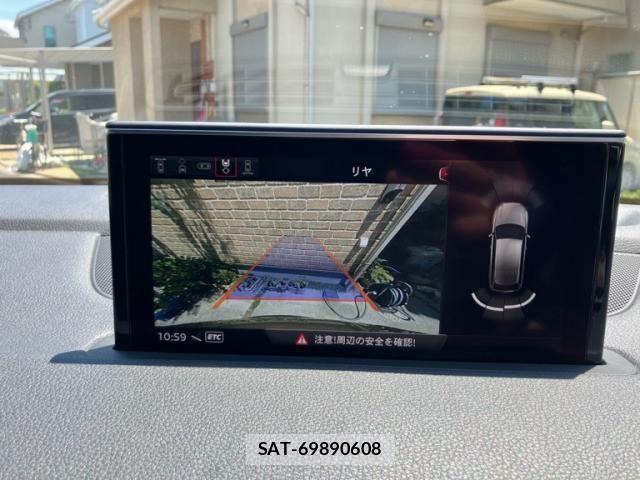 Audi Q7 2018-06 8098075-10