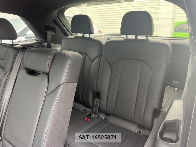 Audi Q7 2025-03 8129054-15