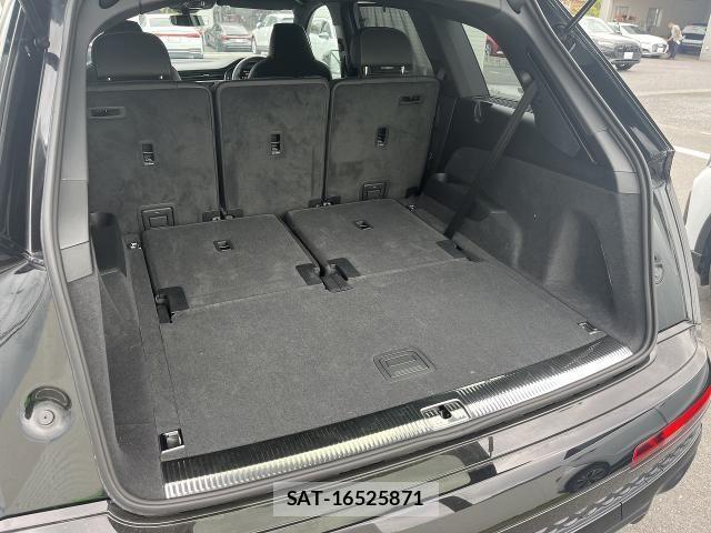 Audi Q7 2025-03 8129054-16