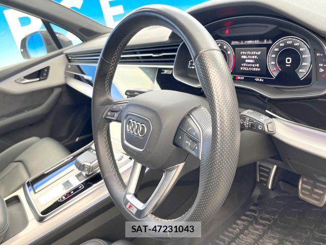 Audi Q7 2021-07 8313168-14