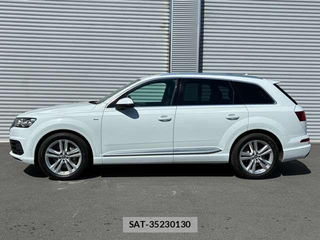 Audi Q7 2019-10 8313169-4