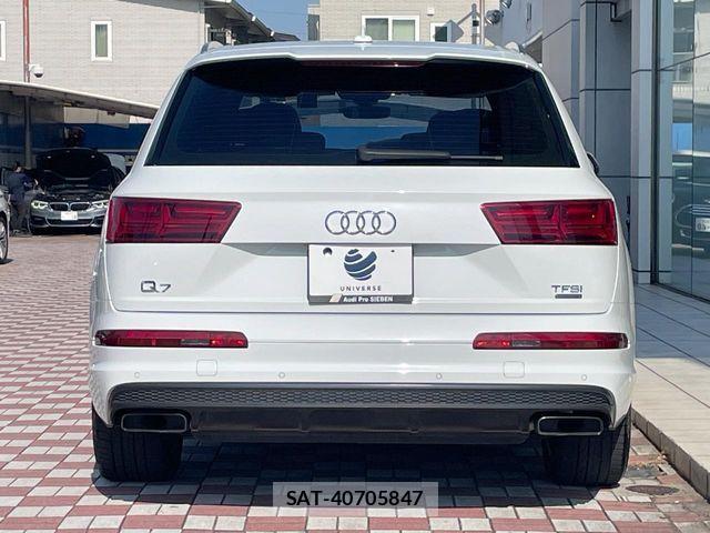 Audi Q7 2016-03 8364839-16