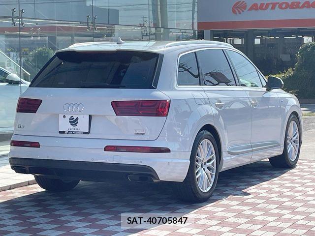Audi Q7 2016-03 8364839-18