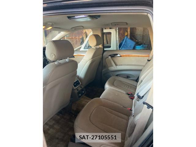 Audi Q7 2007-11 8364842-9