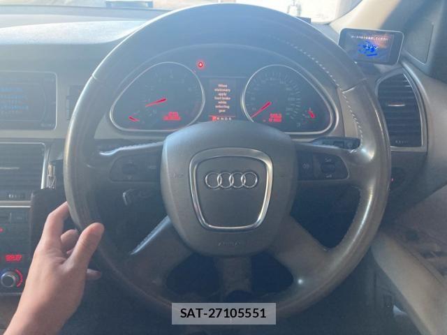 Audi Q7 2007-11 8364842-15