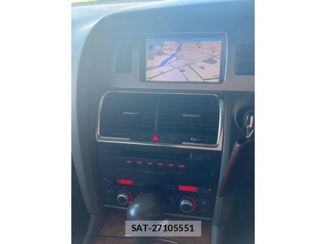 Audi Q7 2007-11 8364842-18