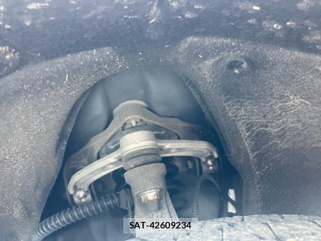 Audi Q7 2013-02 8364841-7