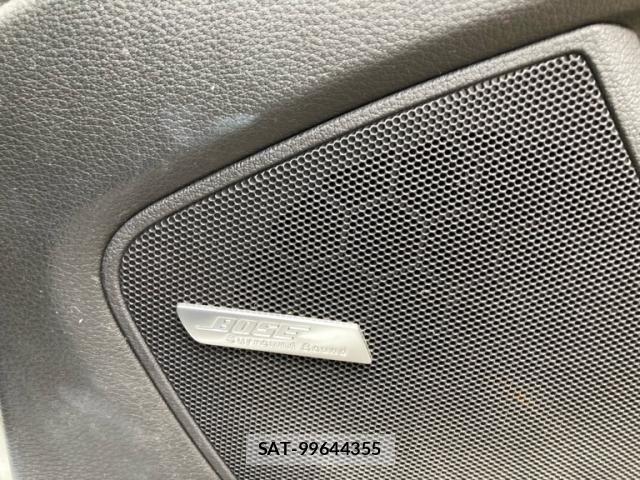 Audi Q7 2012-03 8371451-12