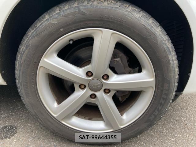Audi Q7 2012-03 8371451-4