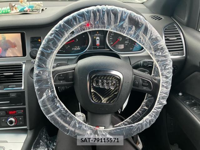 Audi Q7 2011-11 8658087-15