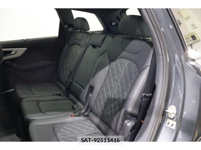Audi Q7 2025-06 8658089-18