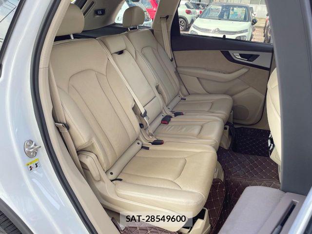 Audi Q7 2017-07 8779559-9