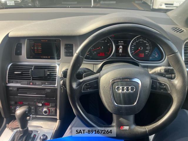 Audi Q7 2011-03 8795314-16