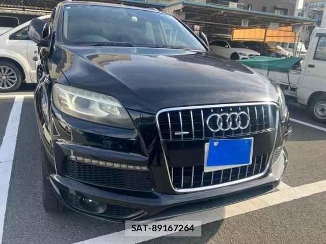 Audi Q7 2011-03 8795314-1
